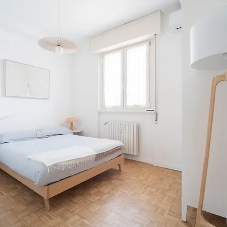 Cloud9 Large Terrace - Meliora