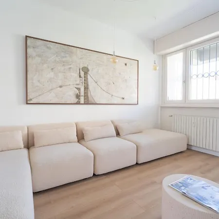 Cloud9 Large Terrace - Meliora