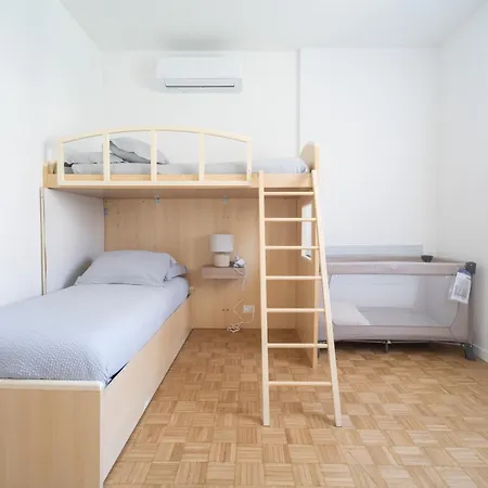 Cloud9 - Terrace And Ac Apartment