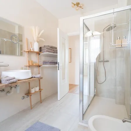 Cloud9 Large Terrace - Meliora Apartmán *