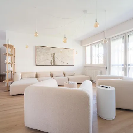 Cloud9 Large Terrace - Meliora