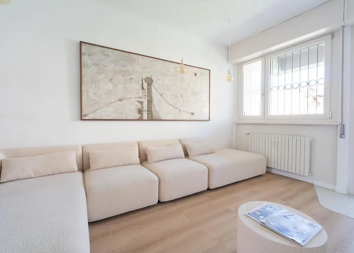 Cloud9 Large Terrace - Meliora