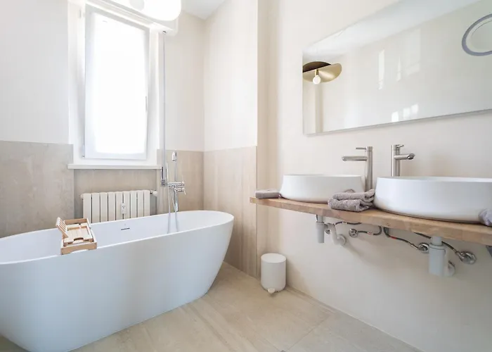 アパート Cloud9 Large Terrace - Meliora ベルガモ