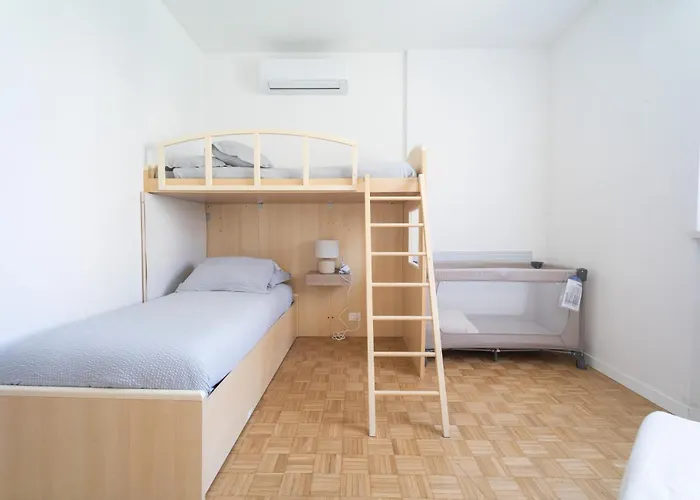 Cloud9 Large Terrace - Meliora アパート