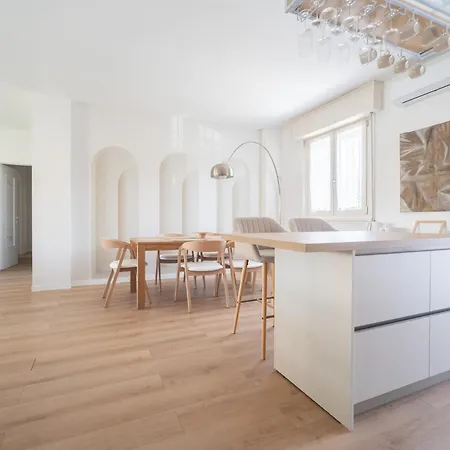 Cloud9 Large Terrace - Meliora *